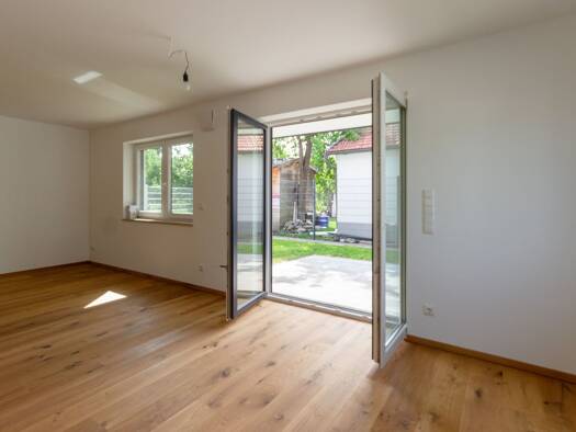 Terrassenwohnung zum Kauf provisionsfrei 306.000 € 3 Zimmer 65 m² frei ab 01.07.2027 Landau Landau an der Isar 94405