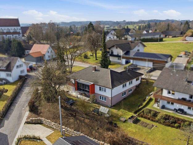 Mehrfamilienhaus zum Kauf 539.900 € 8,5 Zimmer 322,8 m² 1.350 m² Grundstück Kirchberg Kirchberg an der Iller 88486