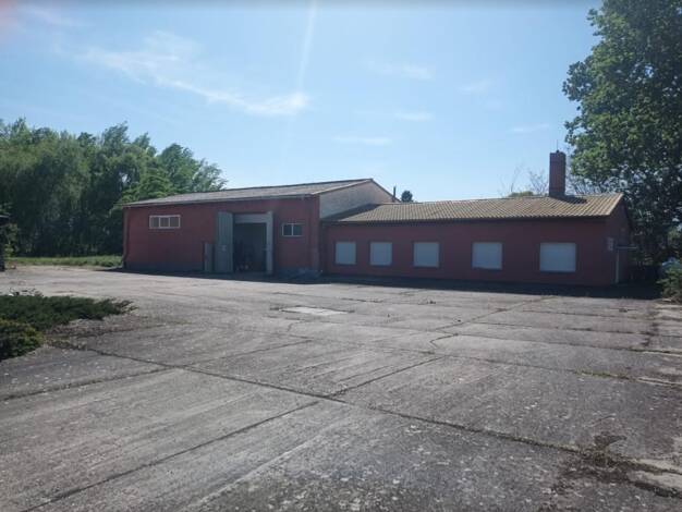 Produktionshalle zum Kauf 195.000 € 835 m² Lagerfläche Bad Wilsnack 19336