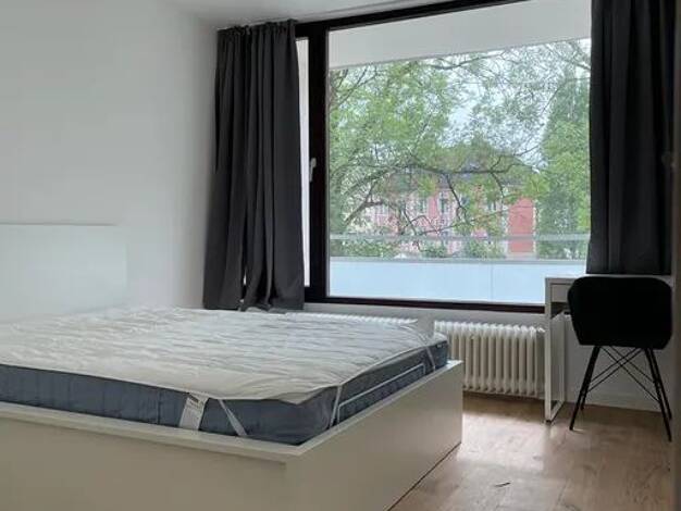 Wohnung zur Miete 820 € 5 Zimmer 11 m² Leopoldstraße 138 Schwabing-Freimann München 80804