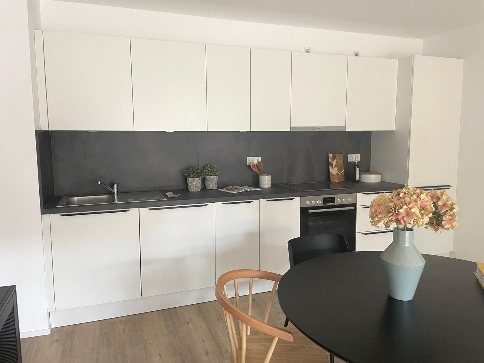 Wohnung zur Miete 975 € 2 Zimmer 61,2 m²<br/>Wohnfläche 2.<br/>Geschoss ab sofort<br/>Verfügbarkeit Lange Straße 65 Stadtpark / Stadtgrenze 20 Fürth 90762