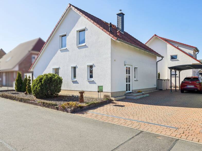 Mehrfamilienhaus zum Kauf 500.000 € 7 Zimmer 210 m² 637 m² Grundstück frei ab 01.02.2026 Waren Waren 17192