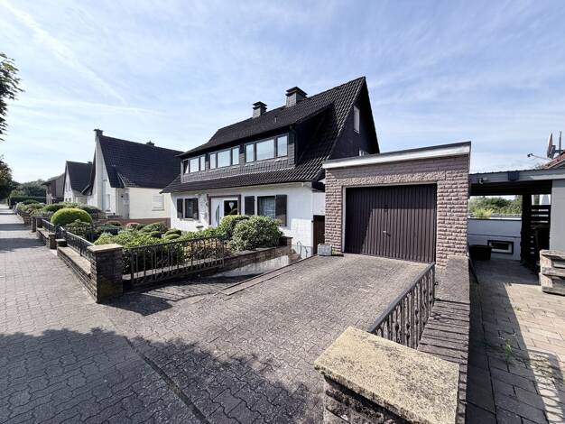 Mehrfamilienhaus zum Kauf 284.000 € 9 Zimmer 196 m² 1.192 m² Grundstück Barntrup Barntrup 32683