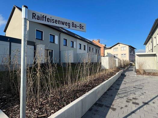 Reihenmittelhaus zum Kauf - Erstbezug provisionsfrei 339.990 € 4 Zimmer 120 m² 208,6 m² Grundstück frei ab 01.05.2026 Raiffeisenweg 10b Kirchheimbolanden 67292