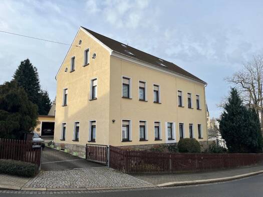 Mehrfamilienhaus zum Kauf 250.000 € 281 m² 1.740 m² Grundstück Lengenfeld 08485