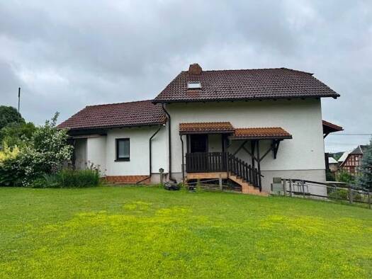 Einfamilienhaus zur Miete 1.200 € 4 Zimmer 101 m² 700 m² Grundstück Pöhl 08543