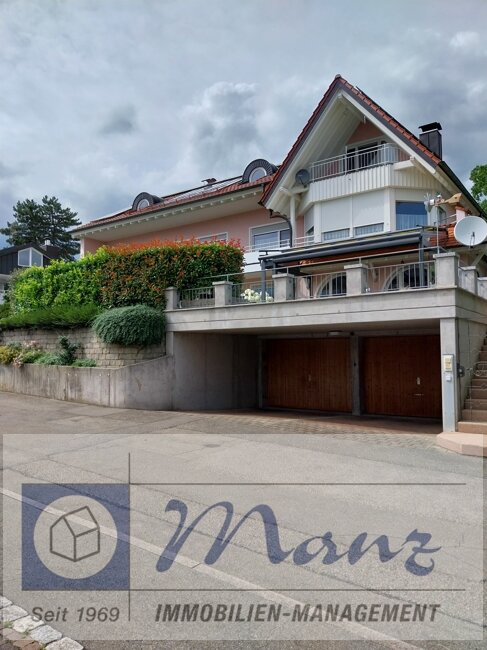 Mehrfamilienhaus zum Kauf 1.750.000 € 8,5 Zimmer 342,8 m²<br/>Wohnfläche 900 m²<br/>Grundstück Nord Radolfzell am Bodensee 78315