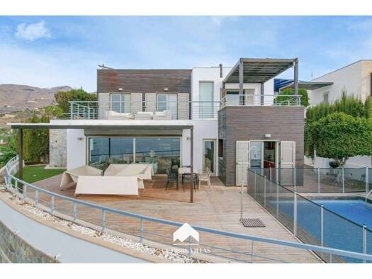 Villa zum Kauf 875.000 € 4 Zimmer 250 m² 500 m² Grundstück Almuñécar 18690