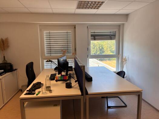 Bürofläche zur Miete provisionsfrei 10,56 € 1 Zimmer 20,4 m² Bürofläche Heilsbronn Heilsbronn 91560