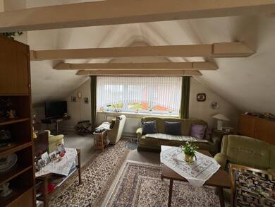 Wohnung zur Miete 509 € 2,5 Zimmer 72,7 m² Dachgeschoss, 3. Geschoss frei ab 01.08.2025 Richthofenstraße 3 Rendsburg 24768