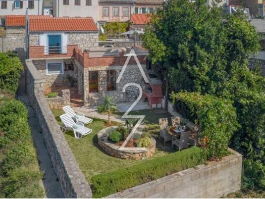 Haus zum Kauf 355.000 € 2 Zimmer 75 m² Crikvenica Centar