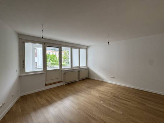 Studio zur Miete 844 € 1 Zimmer 56,3 m² 3. Geschoss Rockhgasse Wien 1010