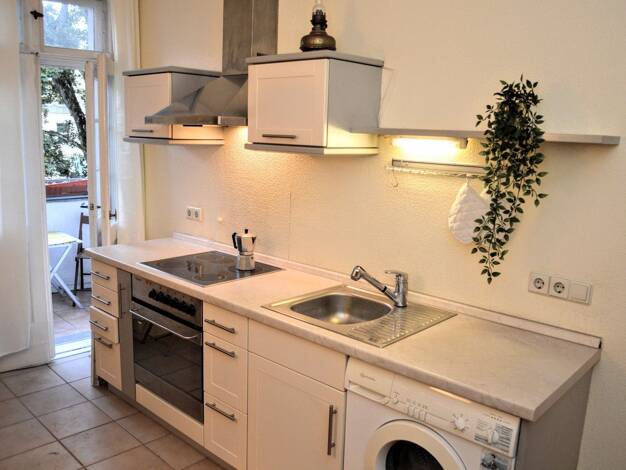 Wohnung zur Miete Wohnen auf Zeit 1.990 € 2 Zimmer 55 m² frei ab sofort Charlottenburg Berlin 14057