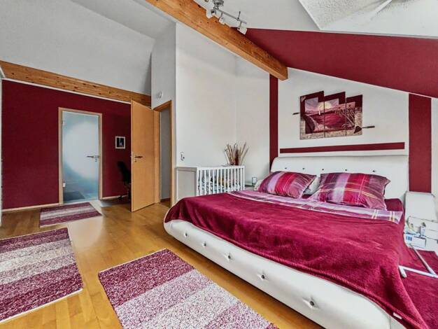 Reihenmittelhaus zum Kauf 749.500 € 5 Zimmer 126 m² 185,5 m² Grundstück Eschborn Eschborn 65760