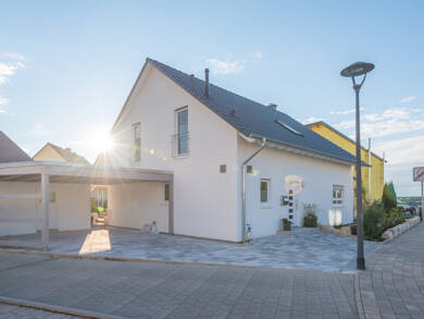 Doppelhaushälfte zum Kauf 447.000 € 4 Zimmer 115 m² 430 m² Grundstück Pulsnitz Pulsnitz 01896