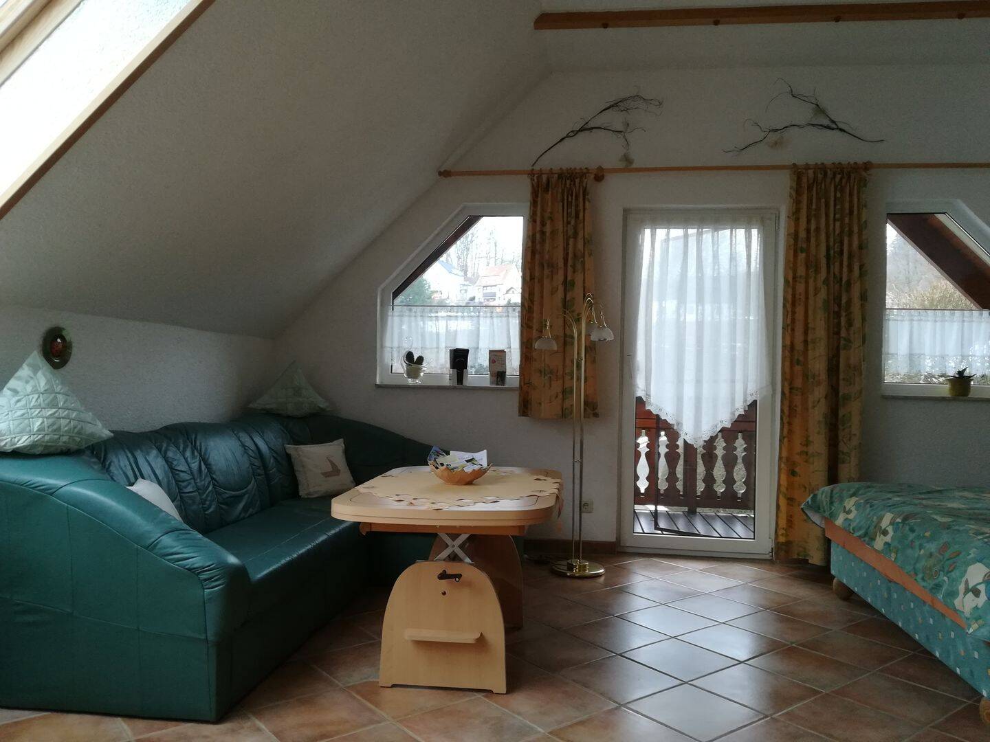 Immobilie in Brotterode-Trusetal - Ferienhaus im Thüringer Wald mit 961 m² Grundstück - sofort bezugsfrei - Bild 2