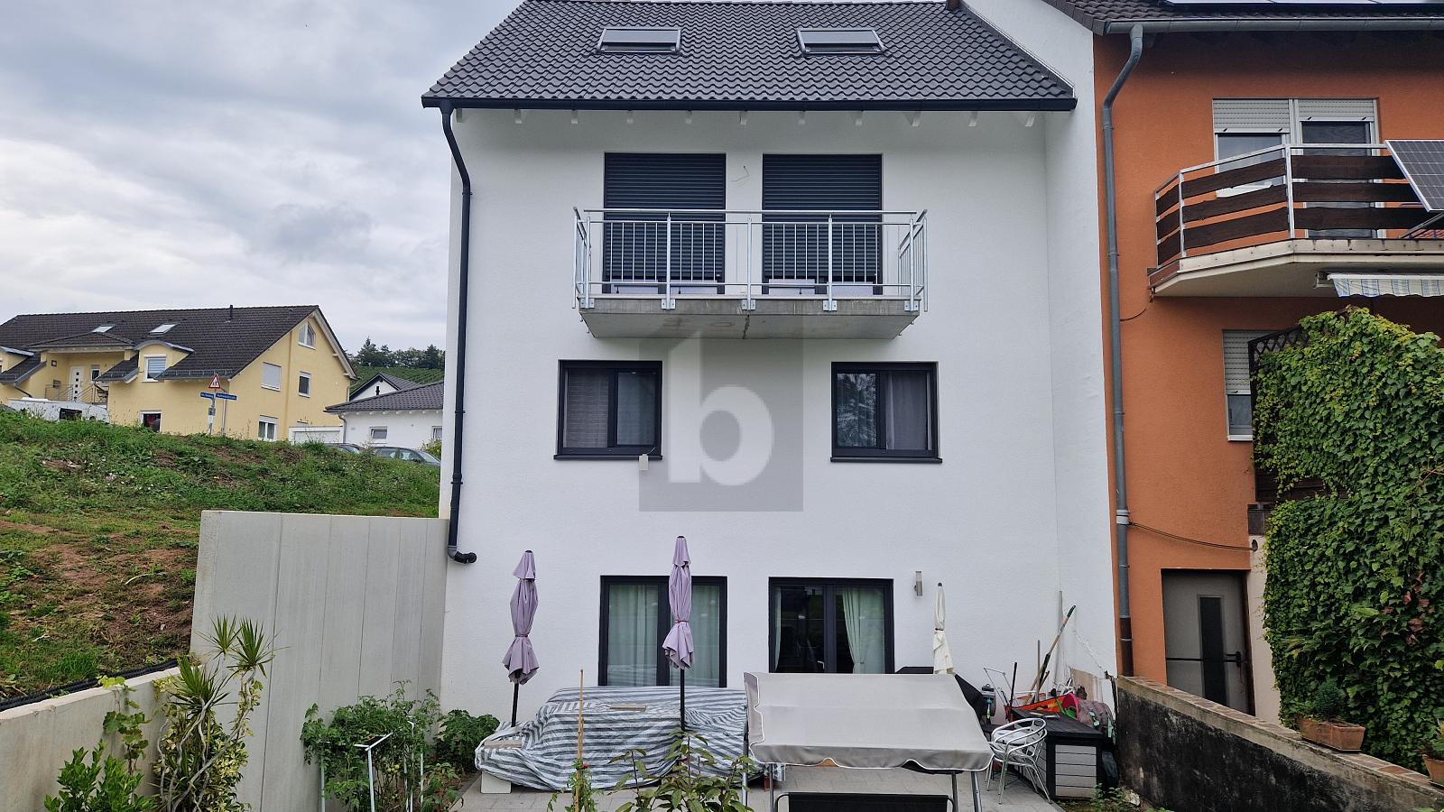 Maisonette zum Kauf 415.000 € 4 Zimmer 121 m²<br/>Wohnfläche Östringen Östringen 76684