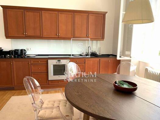 Wohnung zur Miete 2.000 € 3 Zimmer 112 m² 1. Geschoss Opatija - Centar, Opatija Centar