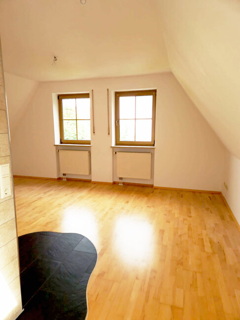 Wohnung zur Miete 440 € 2 Zimmer 42 m²<br/>Wohnfläche 01.02.2025<br/>Verfügbarkeit Roßtal Roßtal 90574