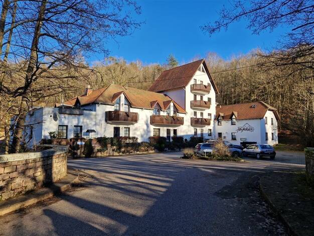 Wohnung zum Kauf 69.000 € 2,5 Zimmer 70,2 m² 1. Geschoss Nonnweiler Nonnweiler 66620