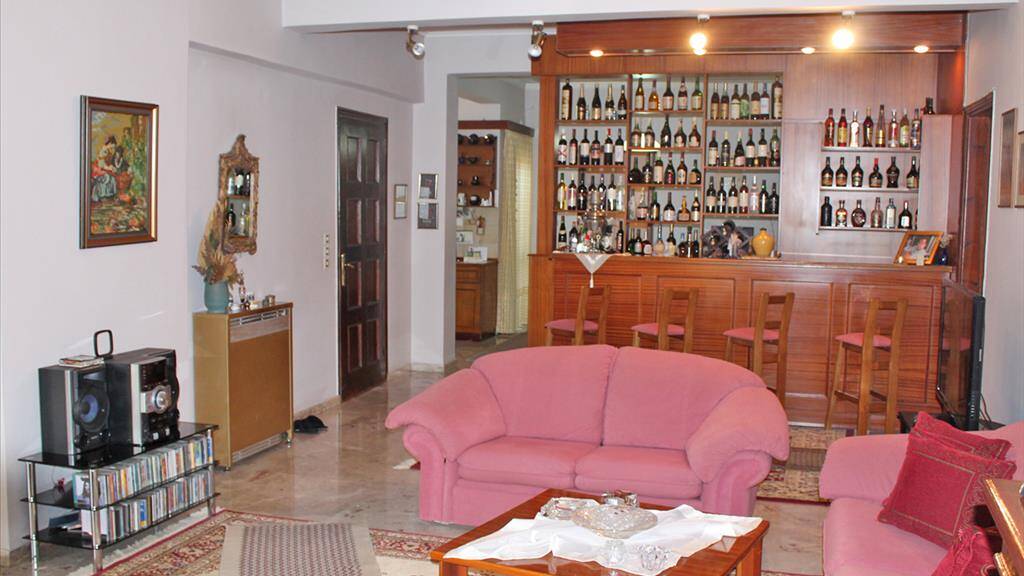 Studio zum Kauf 285.000 € 5 Zimmer 180 m² 2. Geschoss Attika