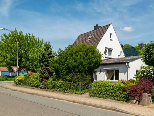 Mehrfamilienhaus zum Kauf 269.000 € 5 Zimmer 125 m² 379 m² Grundstück Kölln-Reisiek 25337