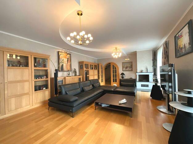 Einfamilienhaus zum Kauf 1.190.000 € 9 Zimmer 557 m² 3.588 m² Grundstück Elgershausen Schauenburg 34270