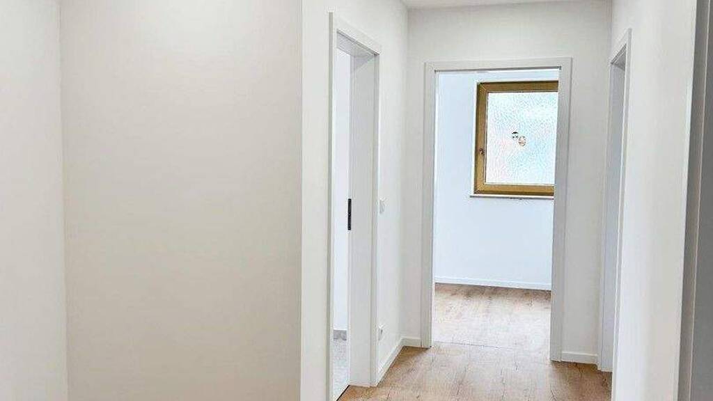 Wohnung zur Miete 1.175 € 3 Zimmer 84 m² 1. Geschoss frei ab 01.03.2026 Eigenes Heim Fürth 90766