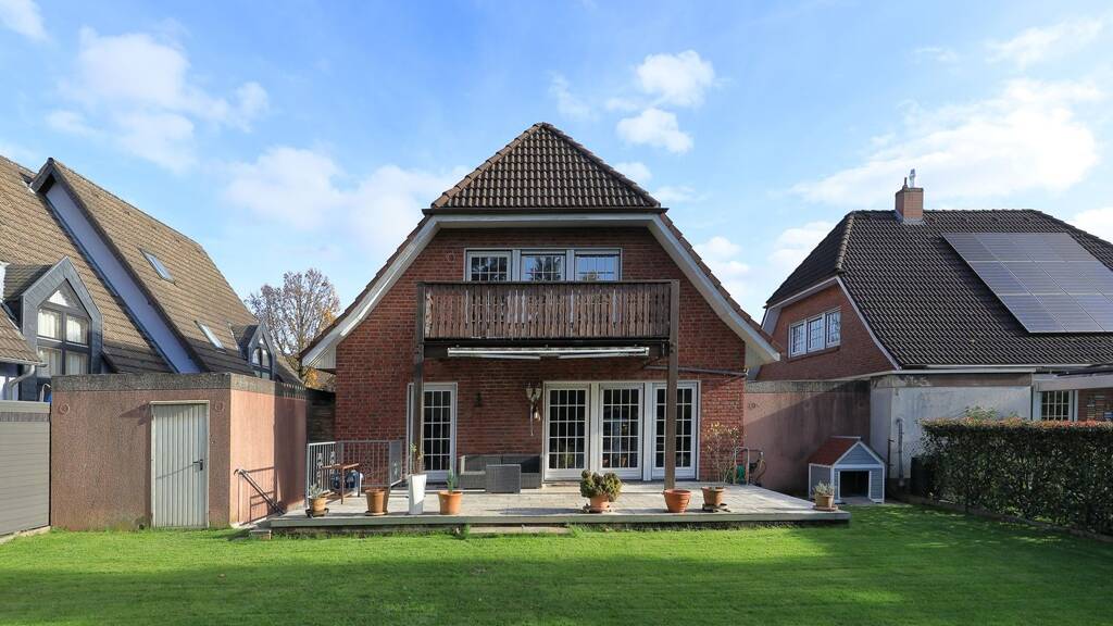 Mehrfamilienhaus zum Kauf 775.000 € 6 Zimmer 173,3 m² 544 m² Grundstück Altenrath Troisdorf 53842