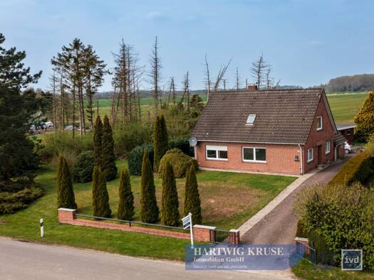 Einfamilienhaus zum Kauf 179.000 € 5 Zimmer 125,1 m² 1.403 m² Grundstück Süderdeich Balje 21730