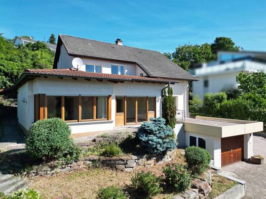 Einfamilienhaus zum Kauf 499.000 € 8 Zimmer 222,8 m² 507 m² Grundstück Gottmadingen 78244