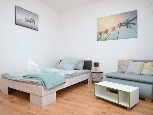 WG-Zimmer zur Miete auf Zeit 565 € 16 m² 1. Geschoss frei ab 01.10.2026 Lorenz Altstadt und engere Innenstadt 90402