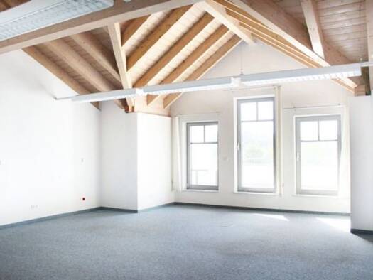 Bürofläche zur Miete 660 € 1 Zimmer 102 m² Bürofläche Gendorf Burgkirchen an der Alz 84508
