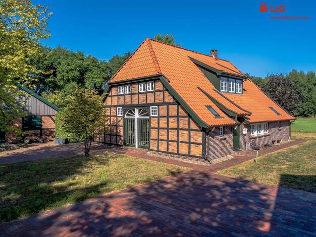 Einfamilienhaus zum Kauf 1.250.000 € 4 Zimmer 178 m² 39.208 m² Grundstück frei ab sofort Torsholt Westerstede 26655