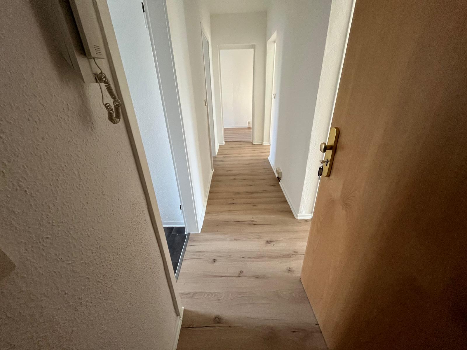 Wohnung zur Miete 300 € 3 Zimmer 57,3 m²<br/>Wohnfläche EG<br/>Geschoss Ottendorfer Str. 27 Hainichen Hainichen 09661