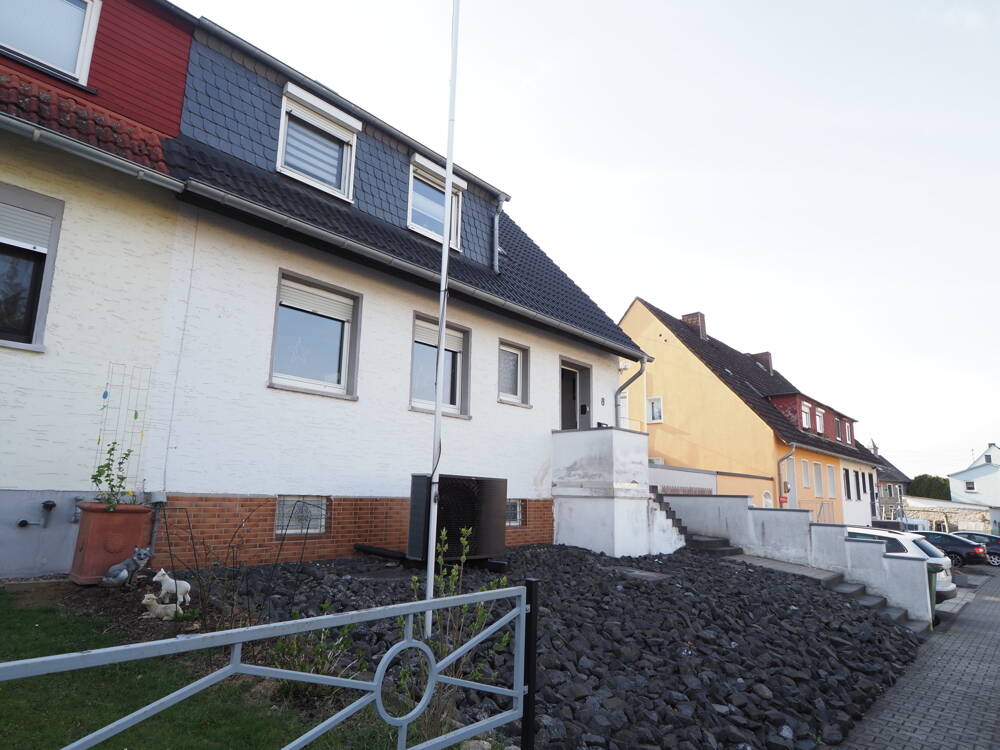 Immobilie in Oberhaid - Gemütliche Doppelhaushälfte auf gepflegtem Grundstück - Bild 2