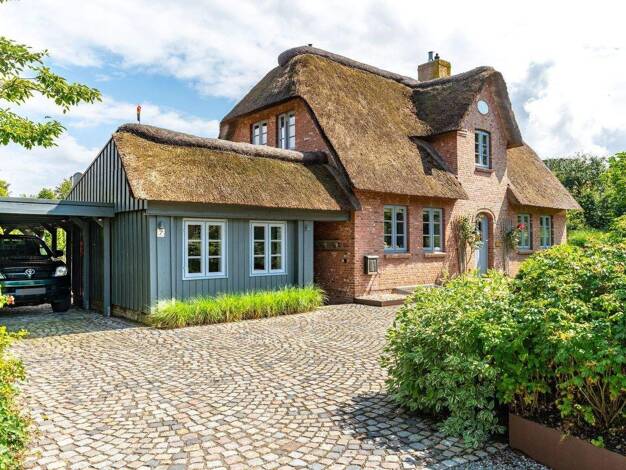 Einfamilienhaus zum Kauf 1.360.000 € 5 Zimmer 170 m² 901 m² Grundstück Midlum 25938