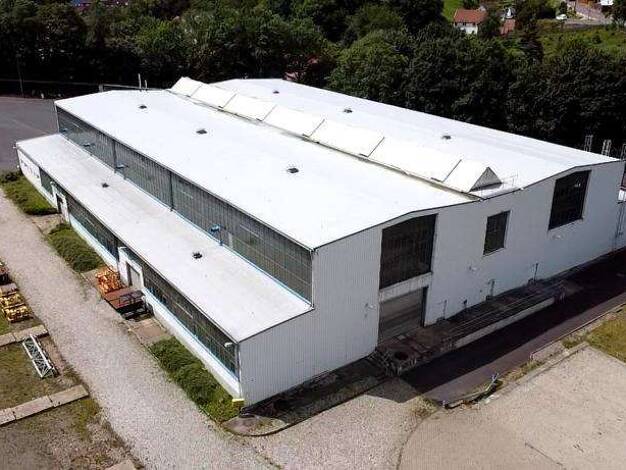 Produktionshalle zum Kauf provisionsfrei 3.000 m² Lagerfläche teilbar ab 700 m² Luisenthal 99885