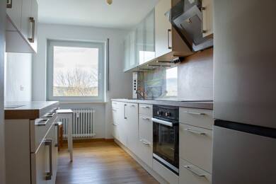 Wohnung zur Miete 1.220 € 4 Zimmer 111 m² Geschoss 1/3 frei ab sofort Karl-Räder-Allee 21b Bad Dürkheim Bad Dürkheim 67098