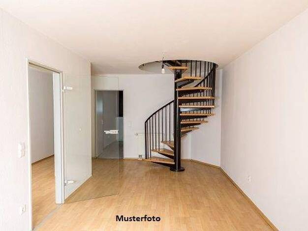 Maisonette zum Kauf 71.000 € 5 Zimmer 118 m² Meggen Lennestadt 57368