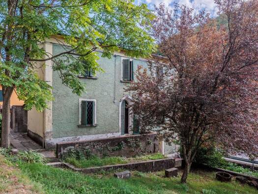 Bauernhaus zum Kauf 175.000 € 2 Zimmer 140 m² 1.500 m² Grundstück frei ab sofort Pistoia 51100