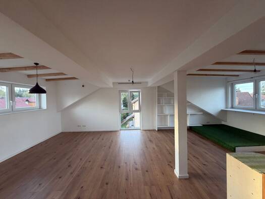 Wohnung zur Miete 1.100 € 4 Zimmer 105 m² Geschoss 1/2 frei ab sofort Bad Dürrheim Bad Dürrheim 78073