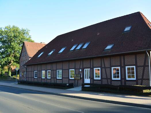 Wohnung zur Miete 400 € 2 Zimmer 49 m² Wathlingen 29339