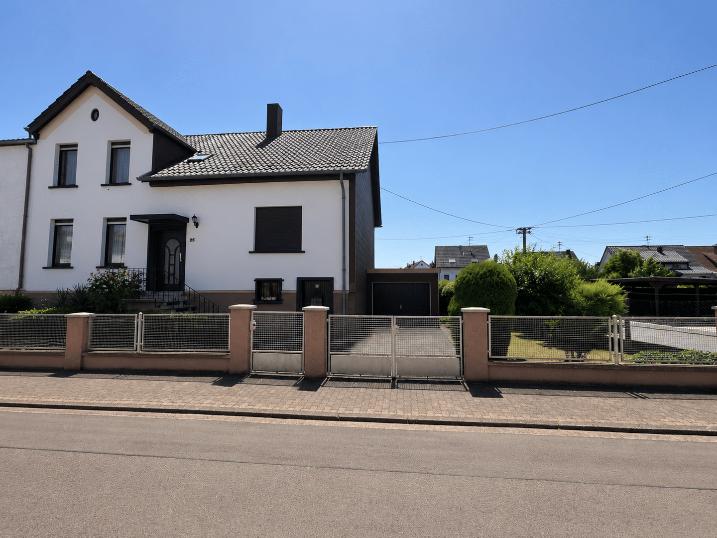 Haus zum Kauf - Ansicht 2