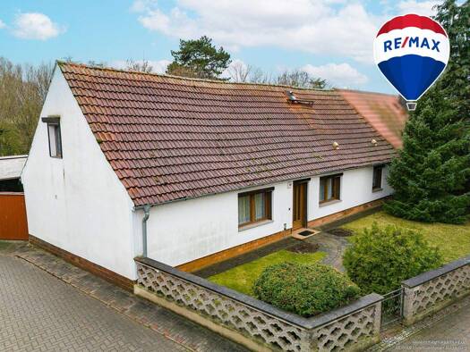 Einfamilienhaus zum Kauf 119.000 € 3 Zimmer 81,8 m² 907 m² Grundstück Eichenbarleben 39167