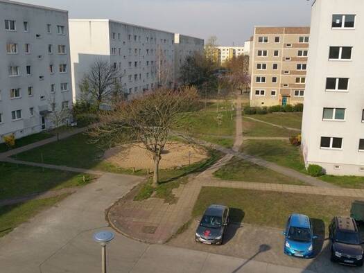 Wohnung zur Miete 304 € 2 Zimmer 42,1 m² 4. Geschoss frei ab 30.04.2026 Max-Herm-Straße 17 Hohenstücken Brandenburg an der Havel 14772