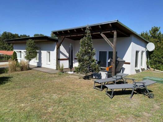 Bungalow zum Kauf 189.900 € 3 Zimmer 73 m² 454 m² Grundstück Seedorf Basedow / Seedorf 17139