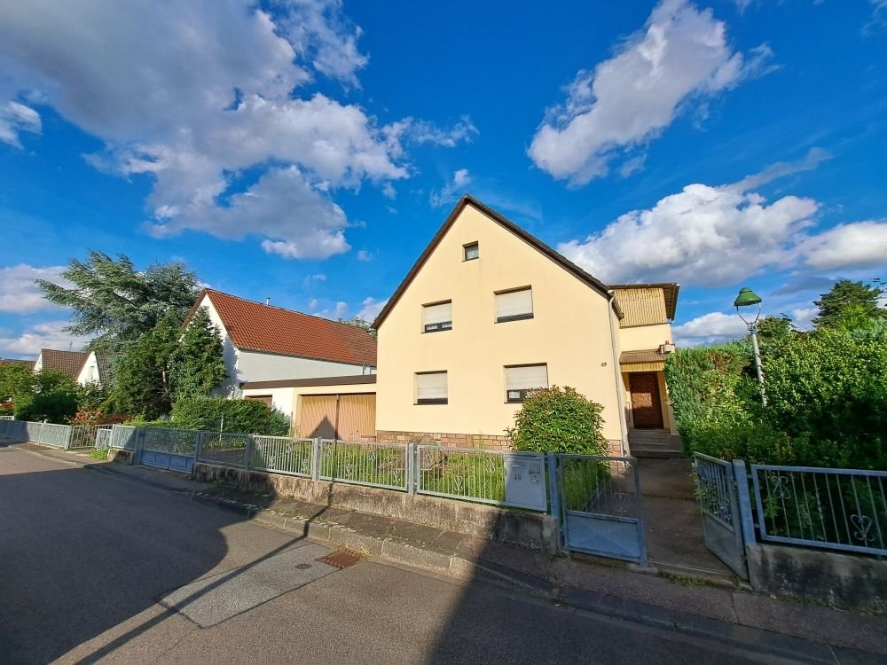 Haus zum Kauf 495.000 € 6 Zimmer 130 m²<br/>Wohnfläche 789 m²<br/>Grundstück ab sofort<br/>Verfügbarkeit Speckweggebiet östlich der Hessischen Str. Mannheim 68305