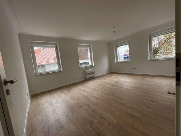 Wohnung zur Miete 750 € 3 Zimmer 82 m² EG Bachstr. 8 Obersontheim 74423