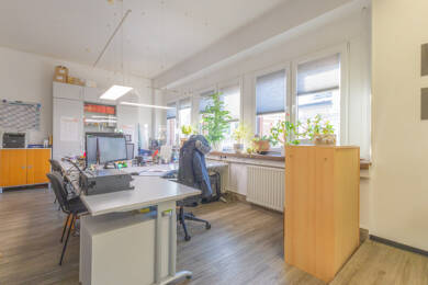 Büro-/Praxisfläche zur Miete 1.500 € 5 Zimmer 192 m² Bürofläche Mitte Menden 58706